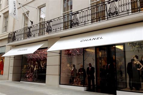 chanel boutique london opening hours|Chanel flagship store London.